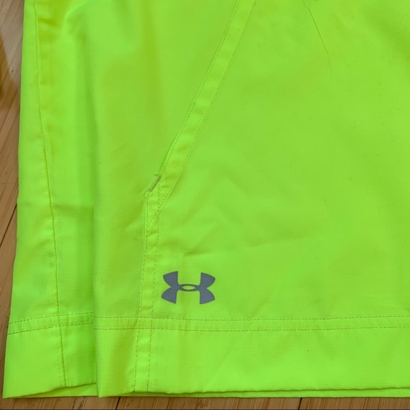 Ua Under Armour Fluorescent Windbreaker Jacket Ylg - Picture 4 of 5